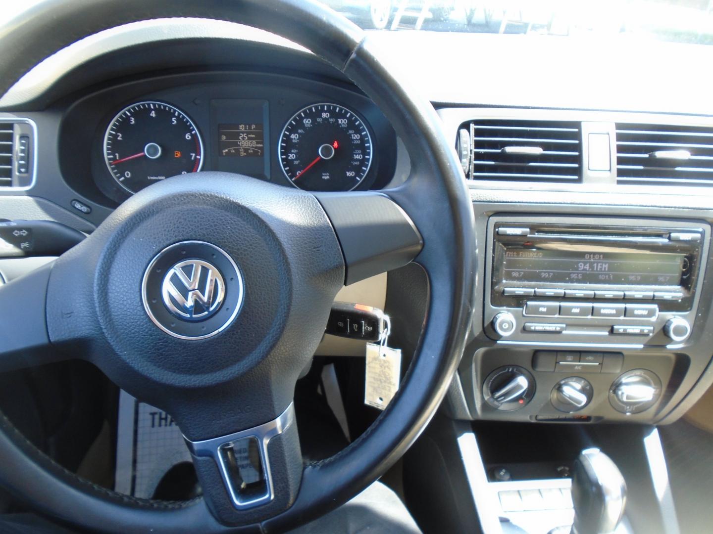 2013 Volkswagen Jetta (3VWDX7AJXDM) , located at 6112 N Florida Avenue, Tampa, FL, 33604, (888) 521-5131, 27.954929, -82.459534 - Photo#7